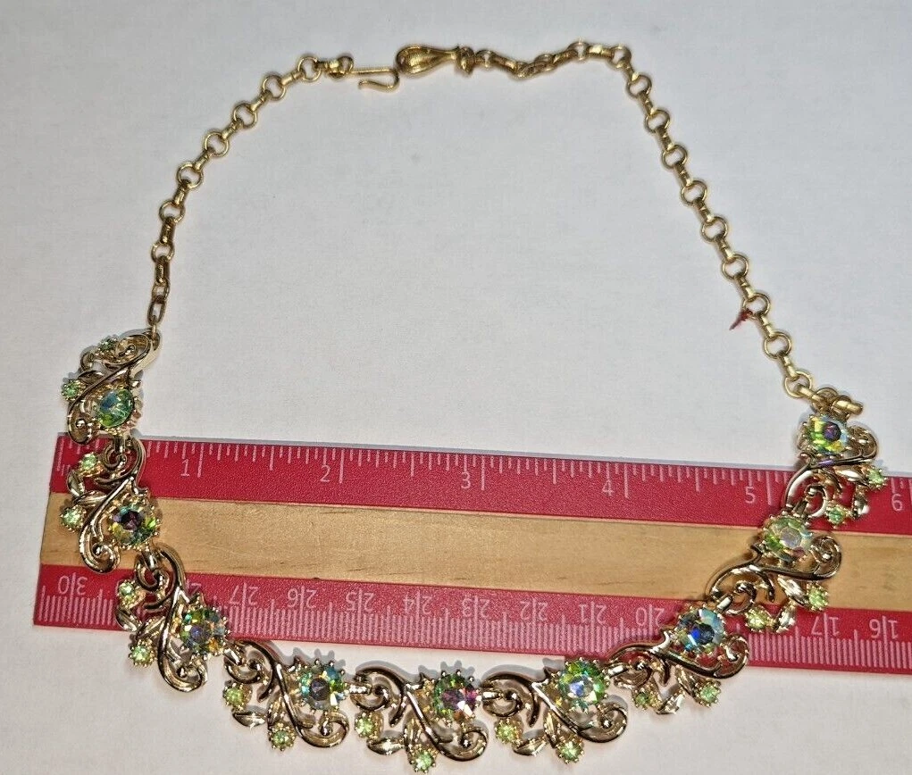 Coro vintage jewelry necklace deals