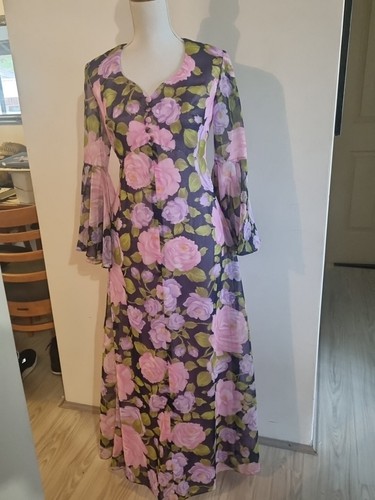 Vintage Habe Garments Of Sydney 1970's Bell Sleeve Floral Dress Size 12