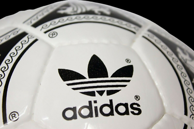 Adidas Etrusco® Unico | FIFA World Cup 1990 | Official Match Adidas Etrusco® Unico | FIFA World Cup 1990 | Official Match