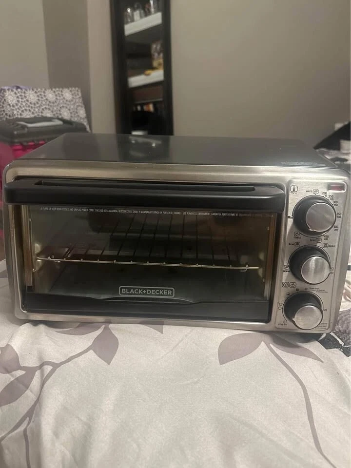 BLACK+DECKER TO1356SG 1150W 4-Slice Toaster Oven - Gray