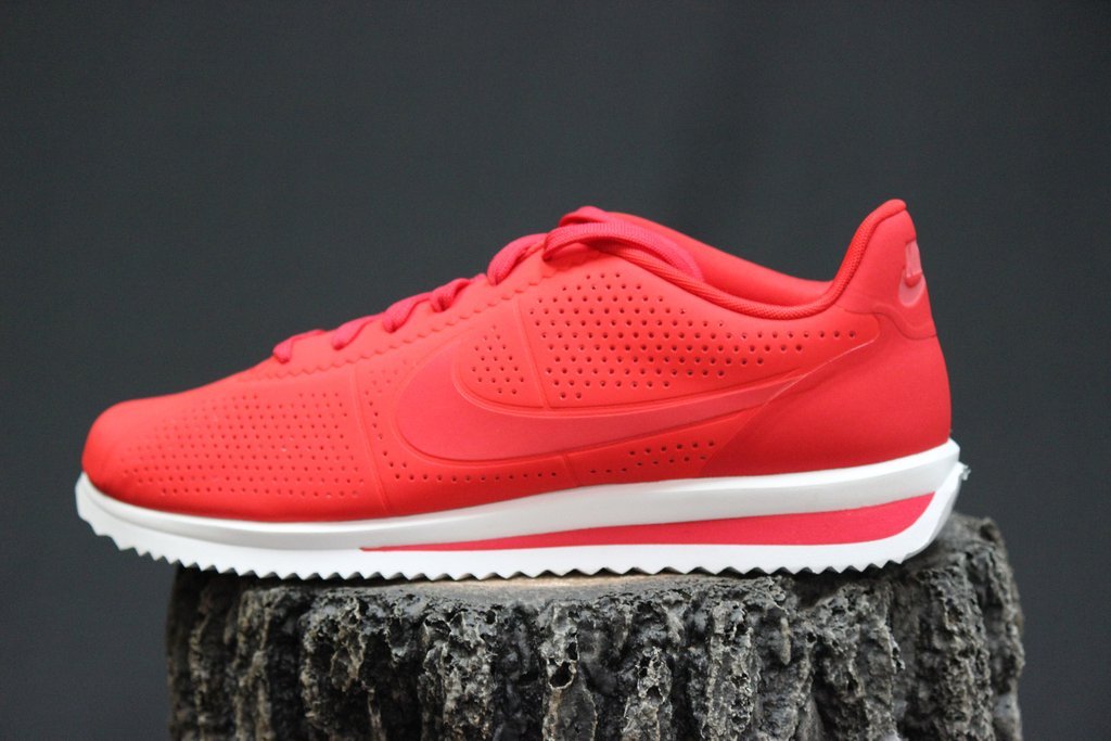 nike cortez ultra red