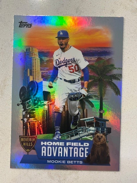 MOOKIE BETTS 2022 Topps Baseball HOME FIELD ADVANTAGE case hit HFA card # HA-8