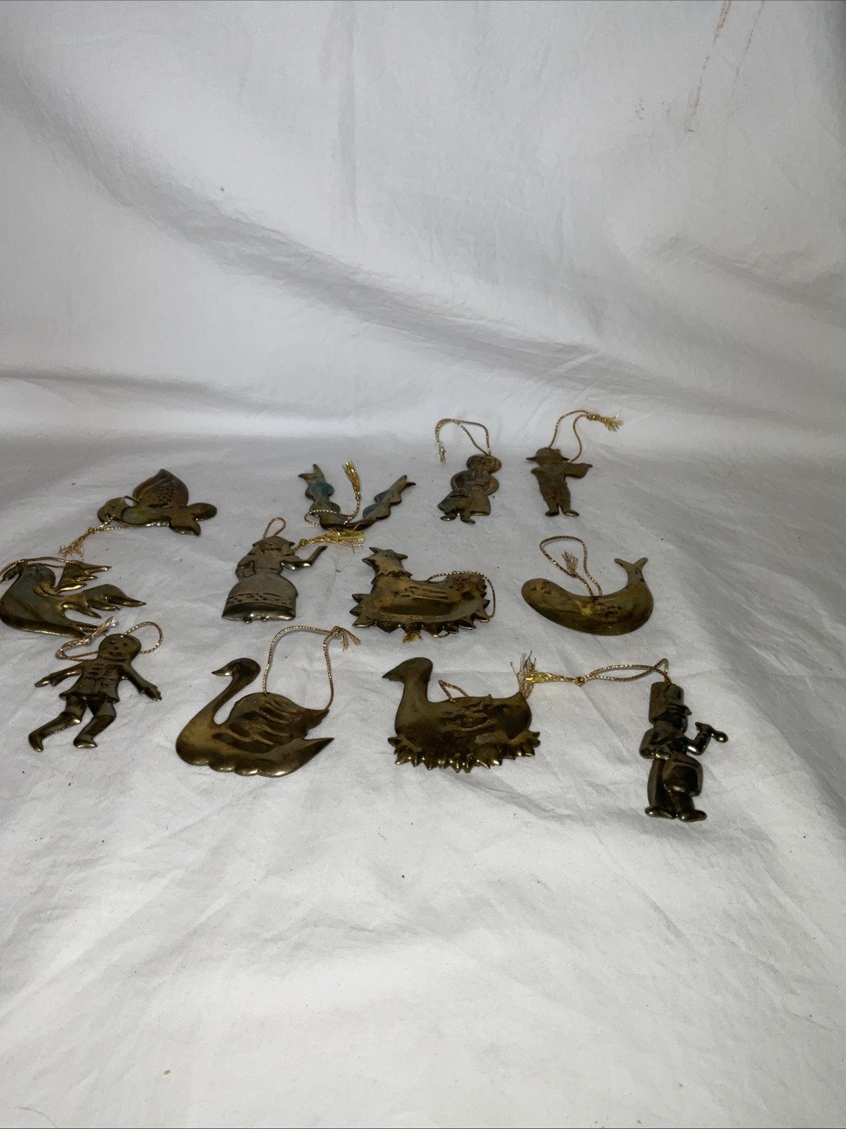 VINTAGE CHRISTMAS ORNAMENTS 3D METAL GOLD TONE 12 DAYS OF CHRISTMAS 2
