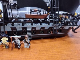 LEGO Pirates of the Caribbean: The Black Pearl (4184)