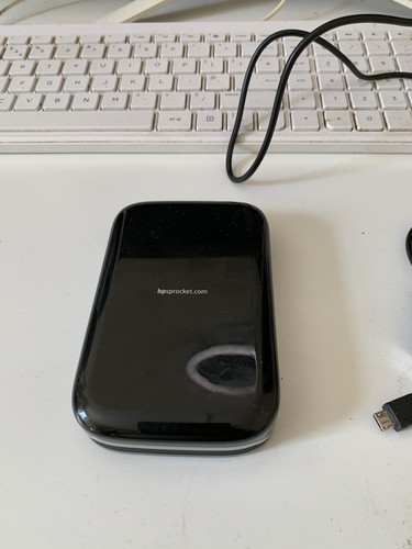 Imprimante photo HP Sprocket noir ZINK, rechargeable, Bluetooth, câble et papier - Photo 2/4