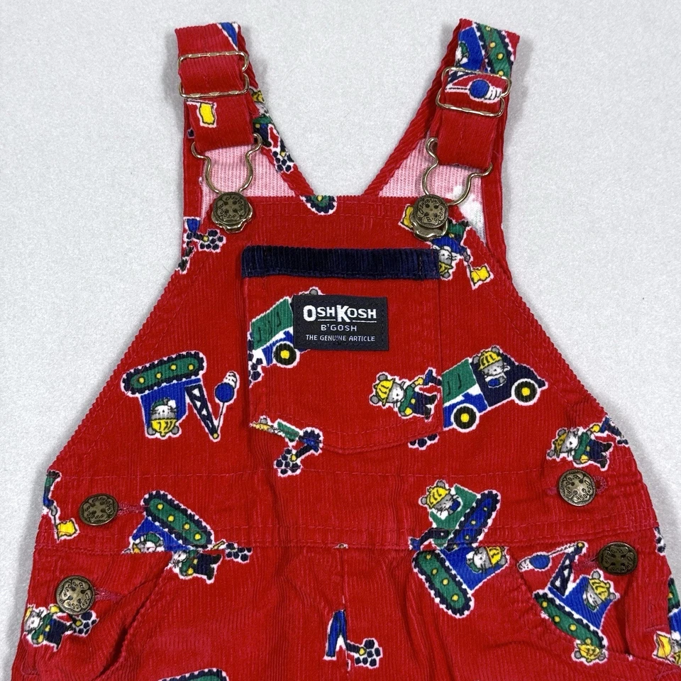Macacão OshKosh Vintage 12 Meses Vestbak Veludo Vermelho Feito nos EUA Ratos no Trabalho - Imagem 2 de 4