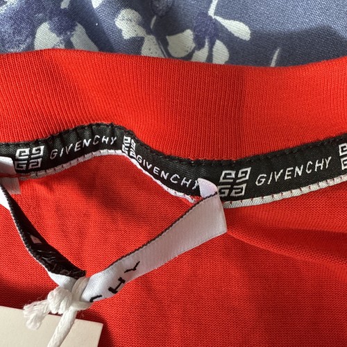 Camiseta roja Givenchy nueva con etiquetas - Imagen 5 de 5