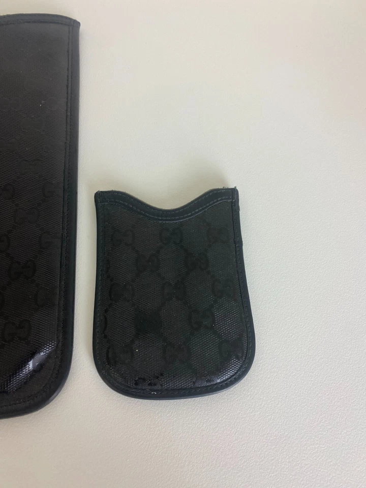 Gucci Fiat 500 GG Logo Black Leather  iPad Case + Blackberry Phone Case - Image 3 of 4
