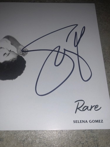 Selena Gomez Signed Autographed Rare Cd From Pre Order Brand New and Sealed - Picture 2 of 2