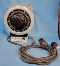 SUPERIOR ELECTRIC POWERSTAT VARIABLE AUTOTRANSFORMER