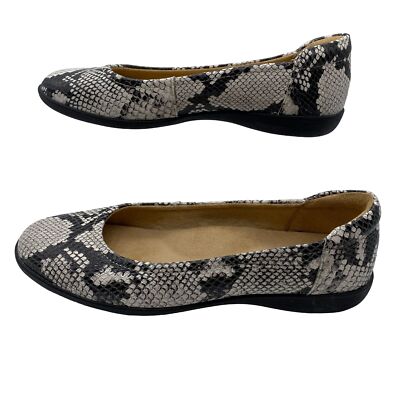 Naturalizer Leather snake print ballet flats size 9M grey comfort shoe