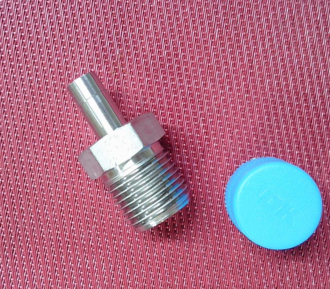 DK-Lok® 3/8" OD Tube Adapter x 1/2" NPT Male Pipe 316 Stainless Steel SS-6-TA1-8