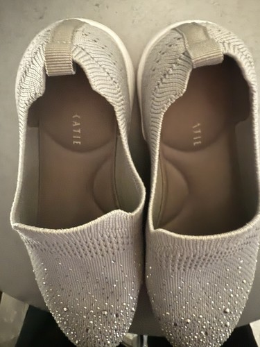 Kelly & Katie KK-Valdina Slip In Shoes, 8.5 M, Gray With Rhinestone Detail. - Picture 10 of 15