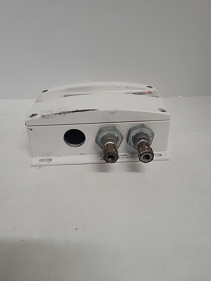 VERIS PWL4S 0-100 Psi Wet-Wet Diff Pressure  — 第 3/4 张图片