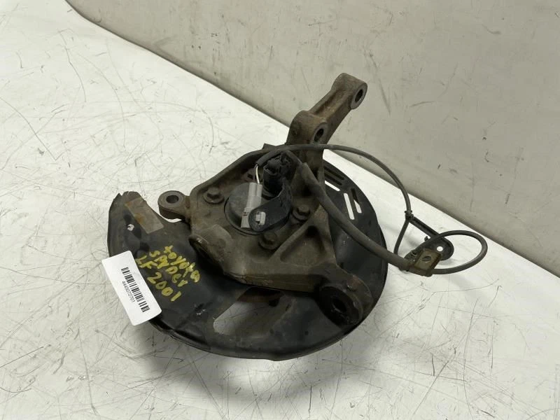 Toyota MR2 SPYDER 2001 eje delantero izquierdo nudillo OEM+ Foto 3 de 4