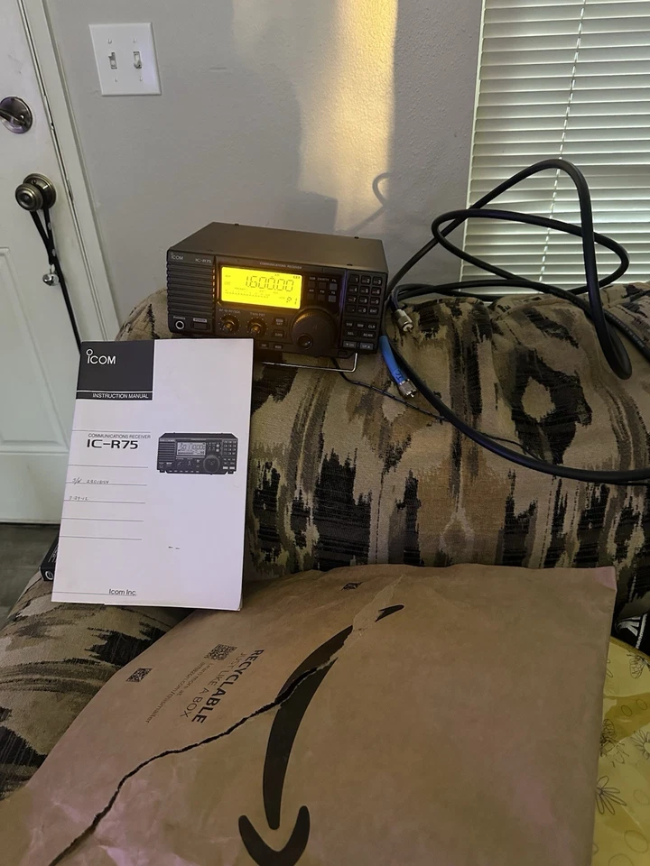 ICOM IC-R75 Communications Receiver Tested DSP Installed Serial Number Shown - Image 4 of 4