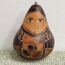 Llama Line Hand Carved Gourd Ornament Peru Mate Burilado Folk Art 4"