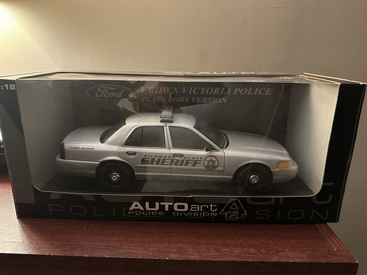 1/18 AutoArt Crown Victoria Custom Made Richmond County Sheriff's
