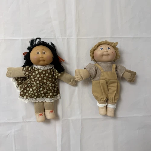 VINTAGE CABBAGE PATCH KIDS Boy&Girls DOLL With SHOES Set Of 2