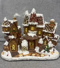 Enchanted Forest Fiber Optic Christmas Gingerbread House Village (See Notes)