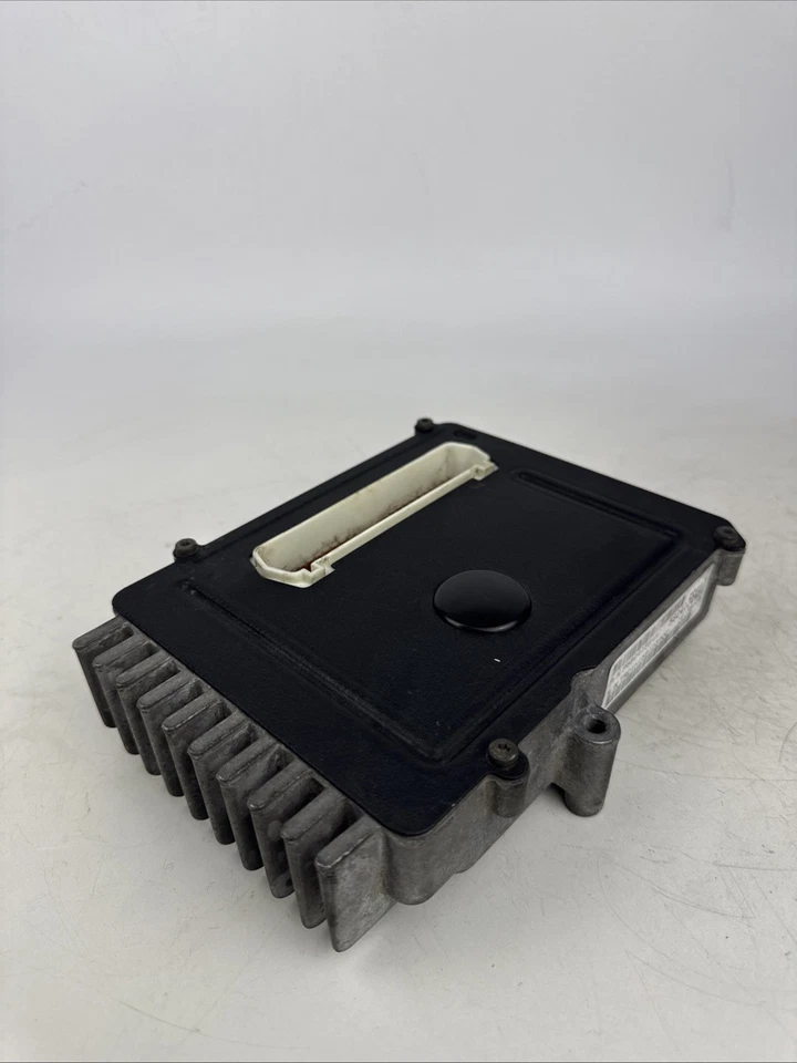 Módulo de controle de transmissão Jeep Liberty 2002 P56041564AI - Imagem 4 de 4