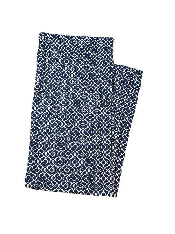 2 paneles de cortinas Waverly en par azul marino descontinuado con estampado 'Lovely Lattice' Foto 2 de 4