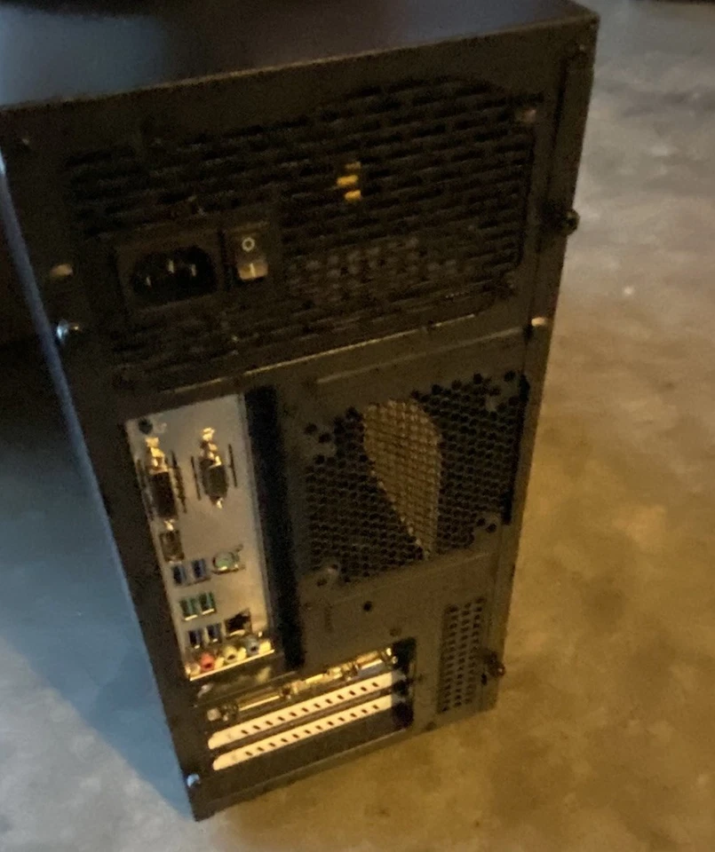 Dell OptiPlex 3050 SFF i5 Desktop Computer BUNDLE Windows 10 PRO 500GB HDD - Image 4 of 4