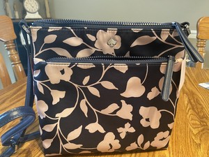 flat crossbody purse