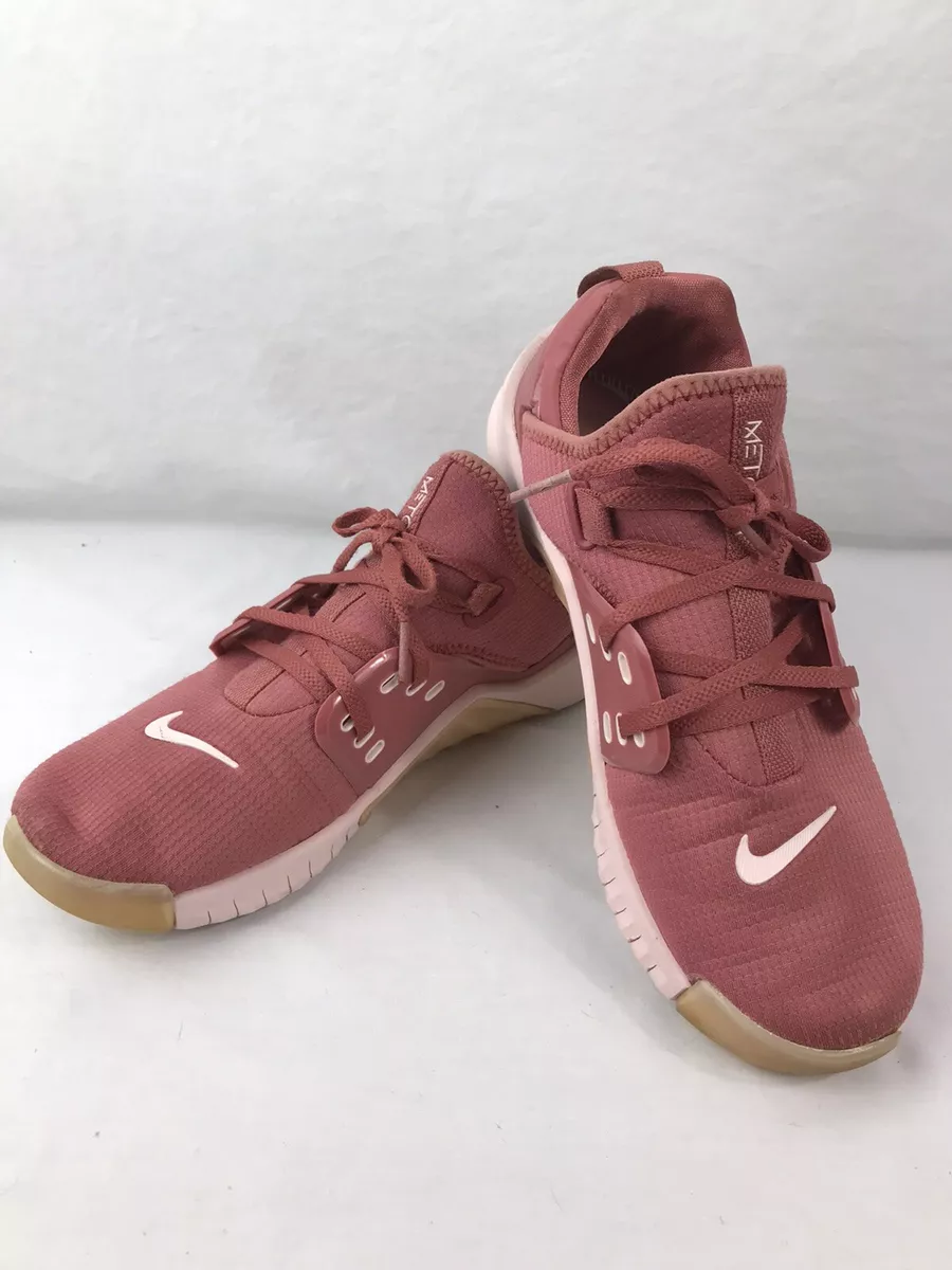 Wmns nike hotsell free metcon 2