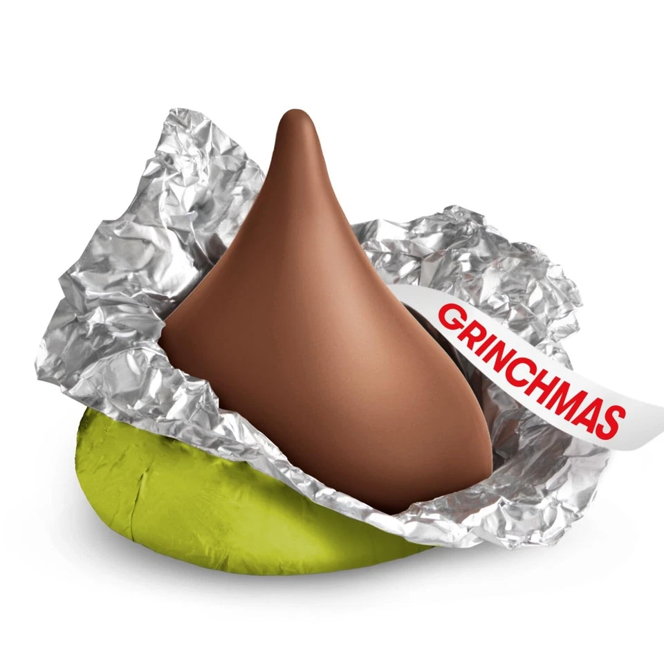 HERSHEY'S KISSES Grinch chocolate con leche, bolsa a granel de dulces de Navidad, 37,28 oz Foto 4 de 4