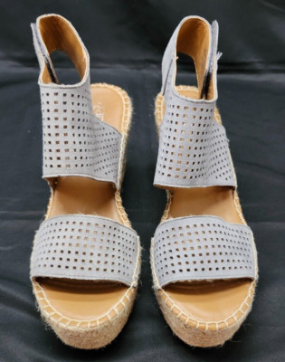 Franco Sarto Twirl Wedge Sandal Gray Open Toe Laser Cut Sz 7.5M