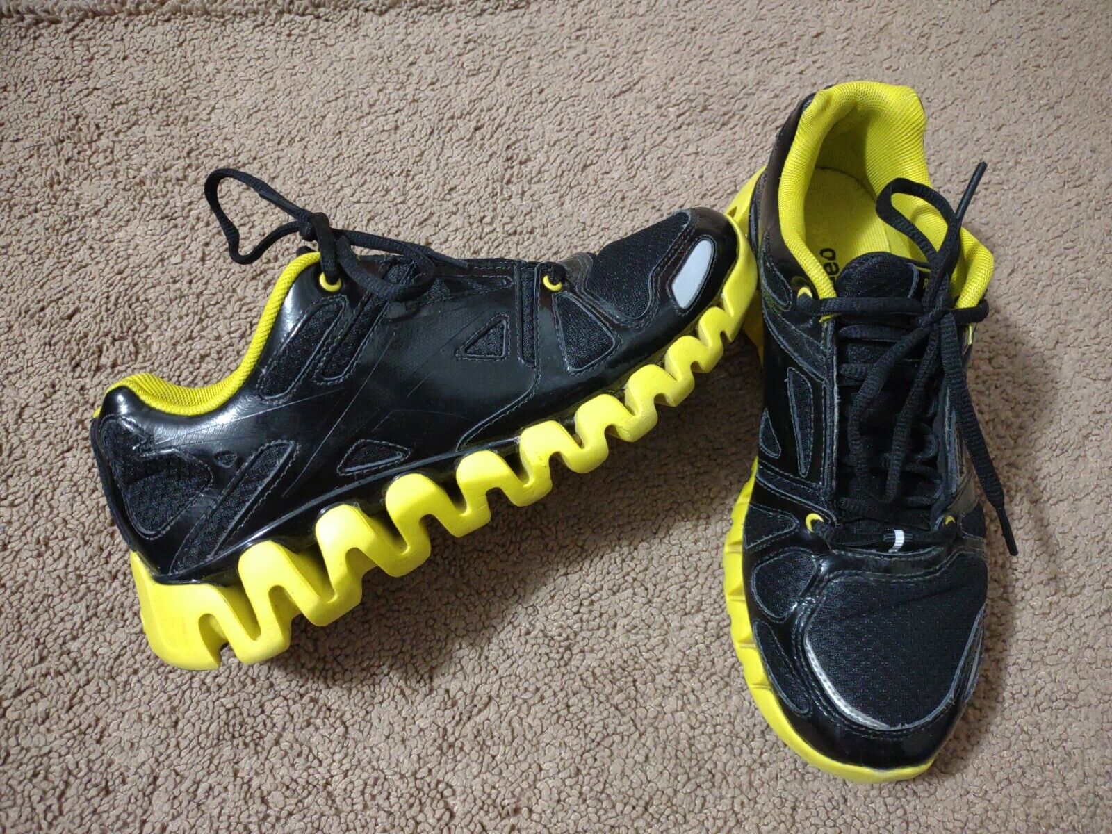 Reebok ZigTech Zig Running Shoes Black Yellow Mens Size |