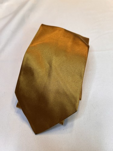 Dolce & Gabbana Vintage Peek a Boo Pinup Girl Silk Cravatte Italy Gold Green - Picture 3 of 4