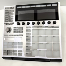 Native Instruments Maschine MK3 DINAMO Limited Edition 2021 with Stand. RARE 