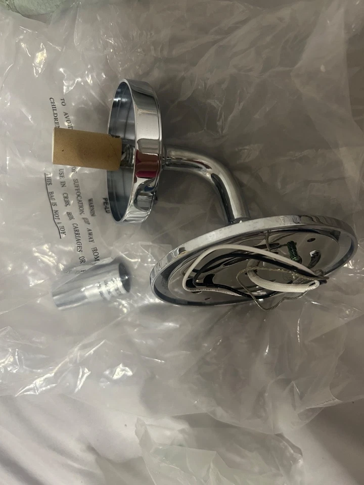 ¡Caja abierta! Aplique único cromado KALLISTA One® (P34421-00-CP) Foto 3 de 4