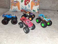 Hot Wheels Monster Trucks. Pink Madusa ThunderRoarus Rodger Dodger Hurricane Lot