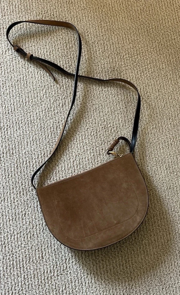Bolso Sillín Tory Burch Piper Nuevo con Etiquetas. Precio Original 328 Foto 3 de 4