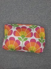 CLINIQUE Floral Print Cosmetic Makeup Travel Bag Zipper 8.5"x5.5"x2.5"