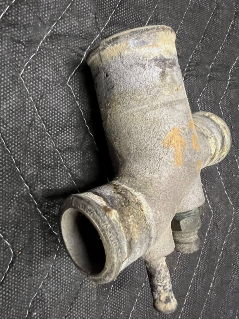 ferrari 308 engine cooling coolant junction union pipe mondial 109671