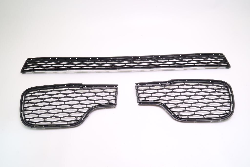 Maserati Ghibli front bumper grille 3pcs 758