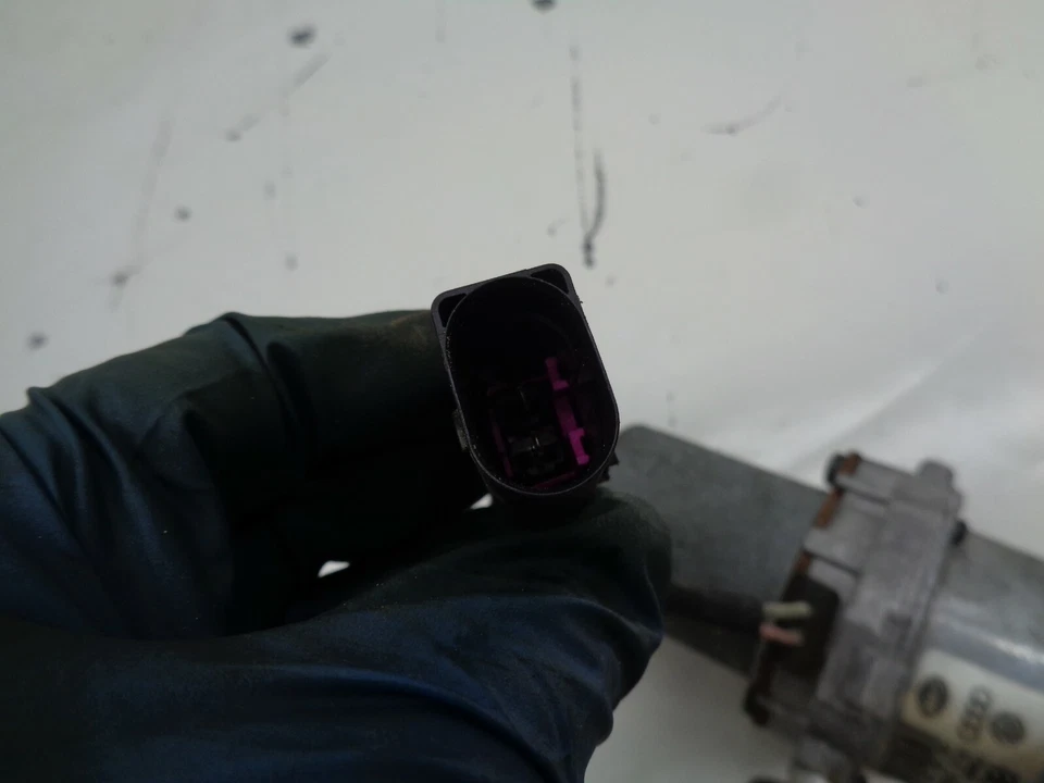 Bomba de vacío de freno Audi A6 Quattro 1999-2006 8E0927317 OEM AK2107405 Foto 4 de 4