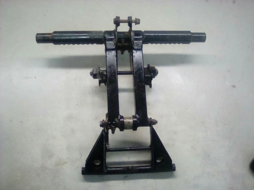 Ski-Doo MXZ 670 HO 1999 suspensión trasera brazo de par trasero, cuadro de pivote 98 99? Foto 4 de 4