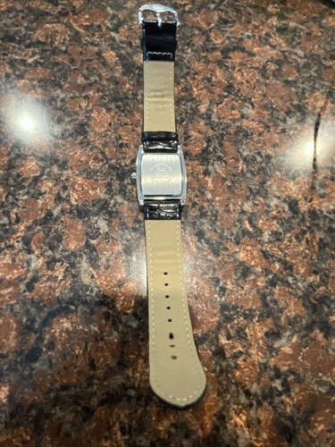 Q&Q Watch Women White Face Square - Picture 4 of 4