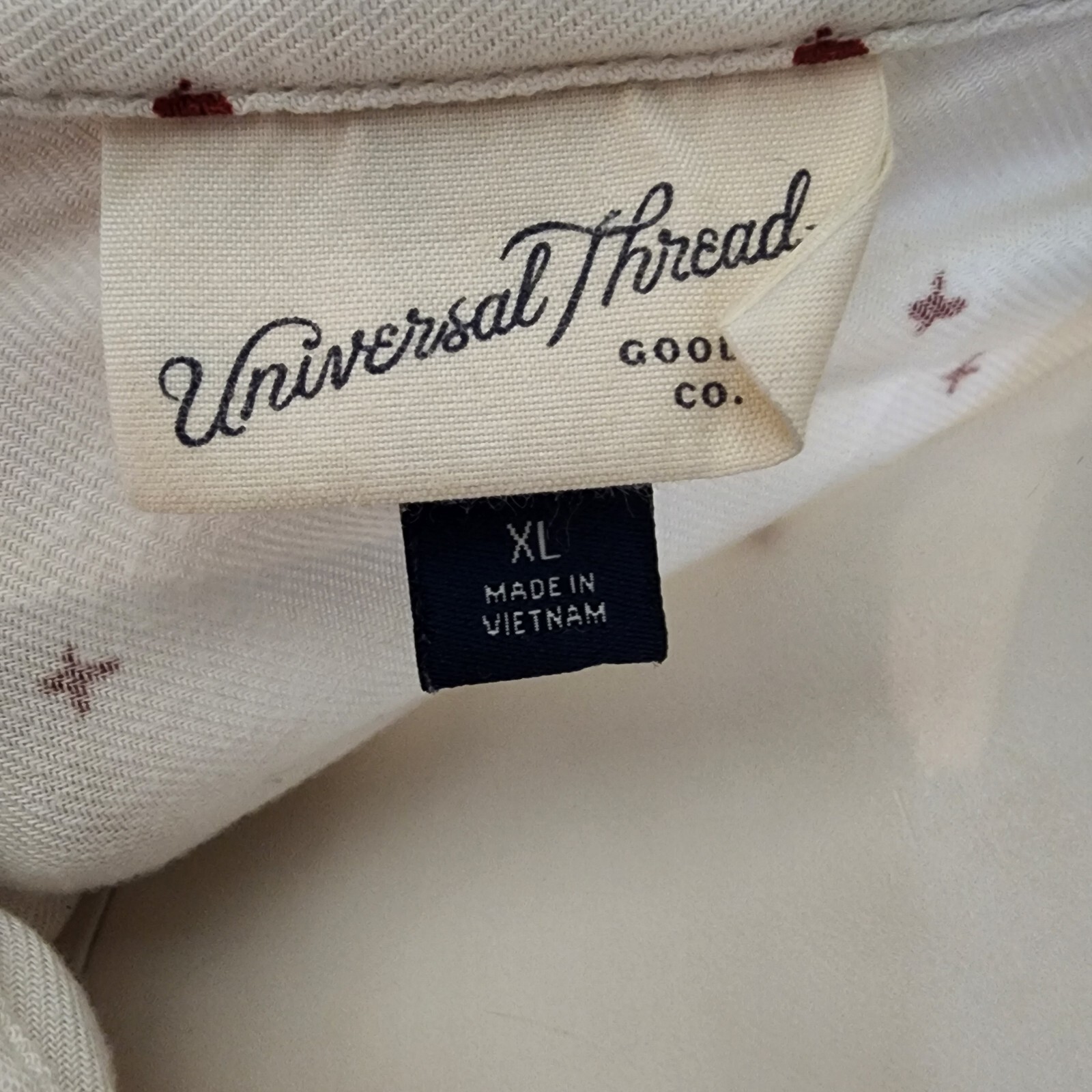 UNIVERSAL THREAD Solid All White Collared Red Cro… - image 6