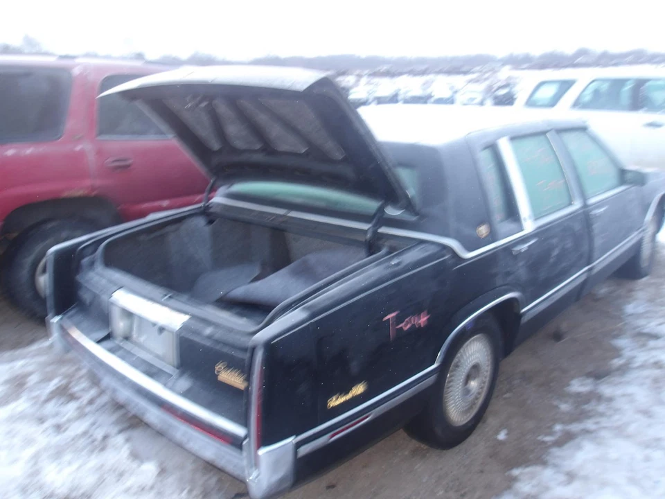 Brazo de control inferior delantero derecho usado delantero se adapta a: Cadillac Deville 1991 delantero Foto 4 de 4