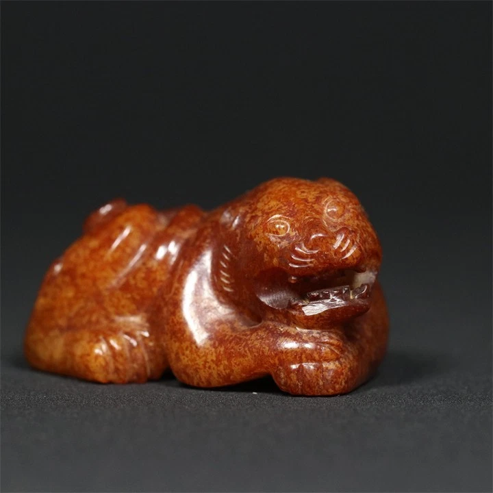 Antique Chinese Han Dynasty Jade tiger ornament/Handheld jade tiger figurine‌ - Image 4 of 4
