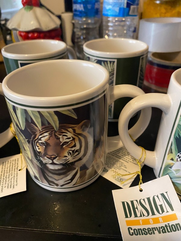 Tiger  Mug  By The Good Company 1985 NEW WITH TAGS LAURA REGAN