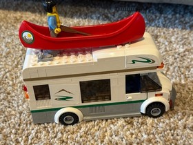 LEGO CITY: Camper Van (60057) W/Instructions