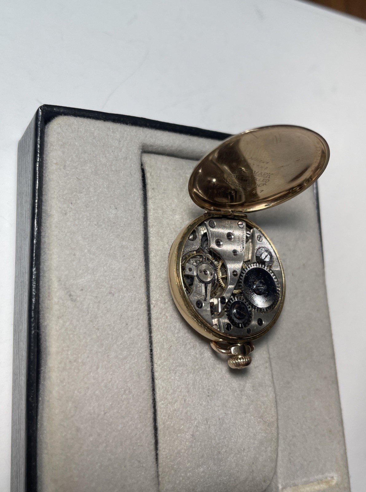 Hallmark Antique 14K Gold Solid Back/plus Gold Fi… - image 4