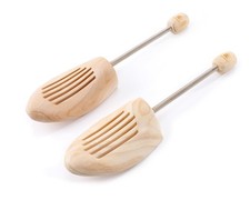 Adjustable Wood Shoe Trees Spring Wooden Stretcher Shaper For Men  Women